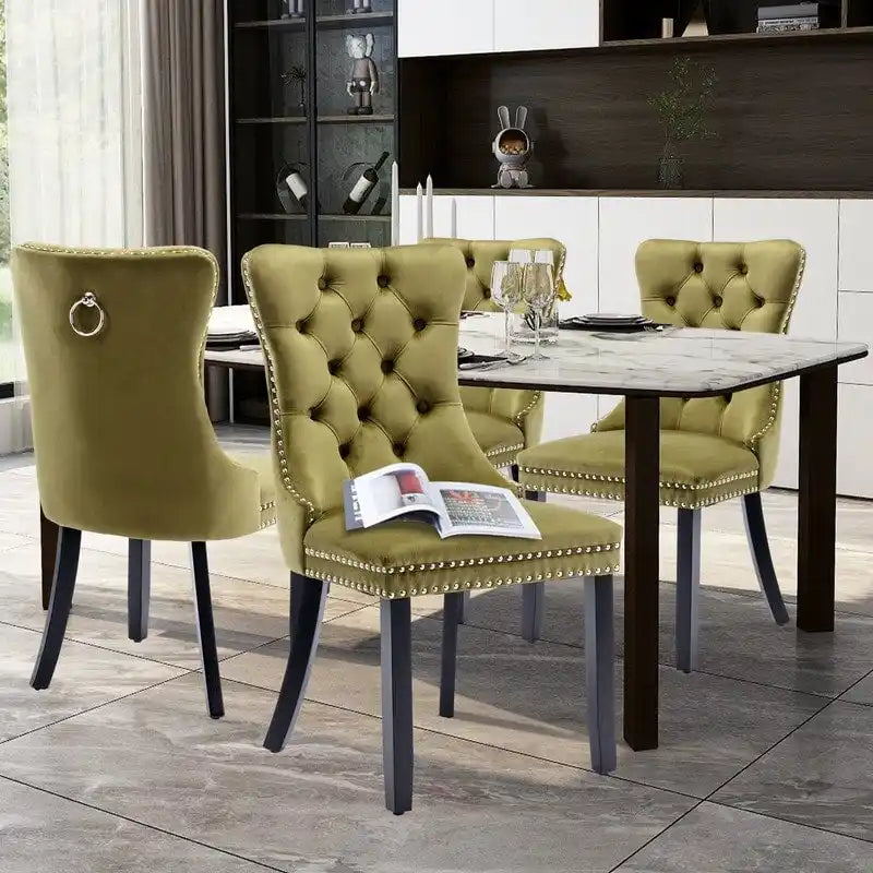 Set di 4 sedie da pranzo imbottite in velluto e legno massello